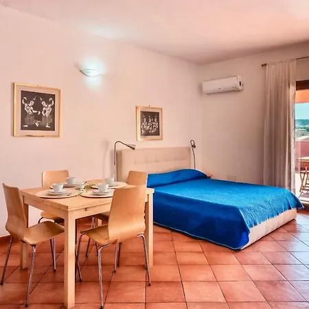 Aparthotel With Swimming Pool In Santa Teresa Gallura