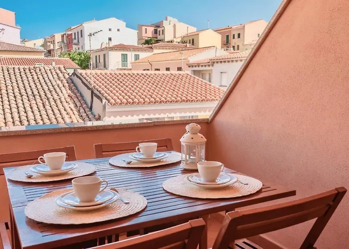 With Swimming Pool In 4* Santa Teresa Gallura