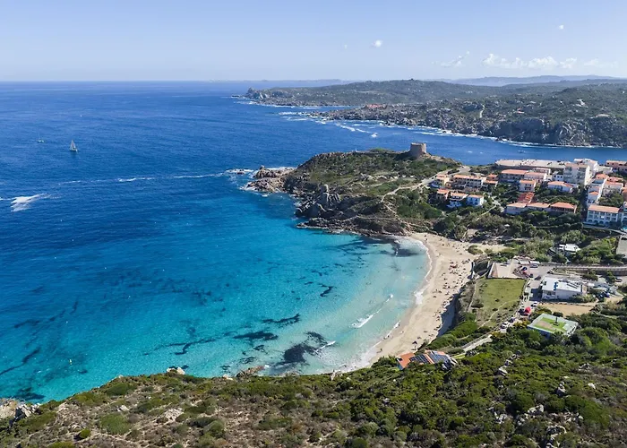 With Swimming Pool In Aparthotel Santa Teresa Gallura