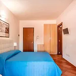 Cristal Blu Aparthotel