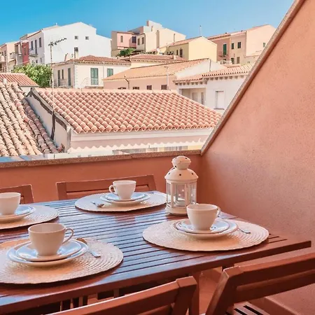 With Swimming Pool In 4* Santa Teresa Gallura