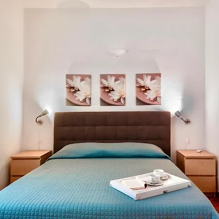 Hotel apartamentowy With Swimming Pool In 4*