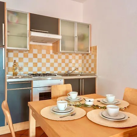 Hotel apartamentowy With Swimming Pool In 4*